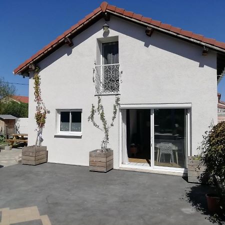 La Maisonnette Au Coeur De La Plaine Vila L'Hopital-le-Grand Exterior foto